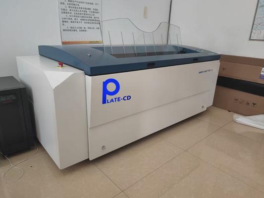 Aanpasbare CTCP-platenprinter met een snelheid van 28 stuks per uur, een belastingspanning van 220 V, ontworpen voor drukwerkzaamheden