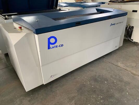 Aanpasbare CTCP-plaatdrukmachine Semi-automatische UV-machine met gebruiksvriendelijk bedieningsontwerp