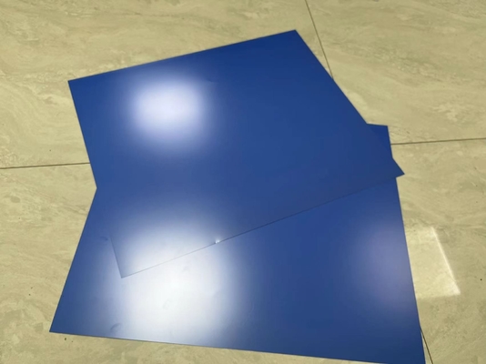 Blauwe geperforeerde thermische computer voor het afdrukken van spoelen van maximaal 1350 mm